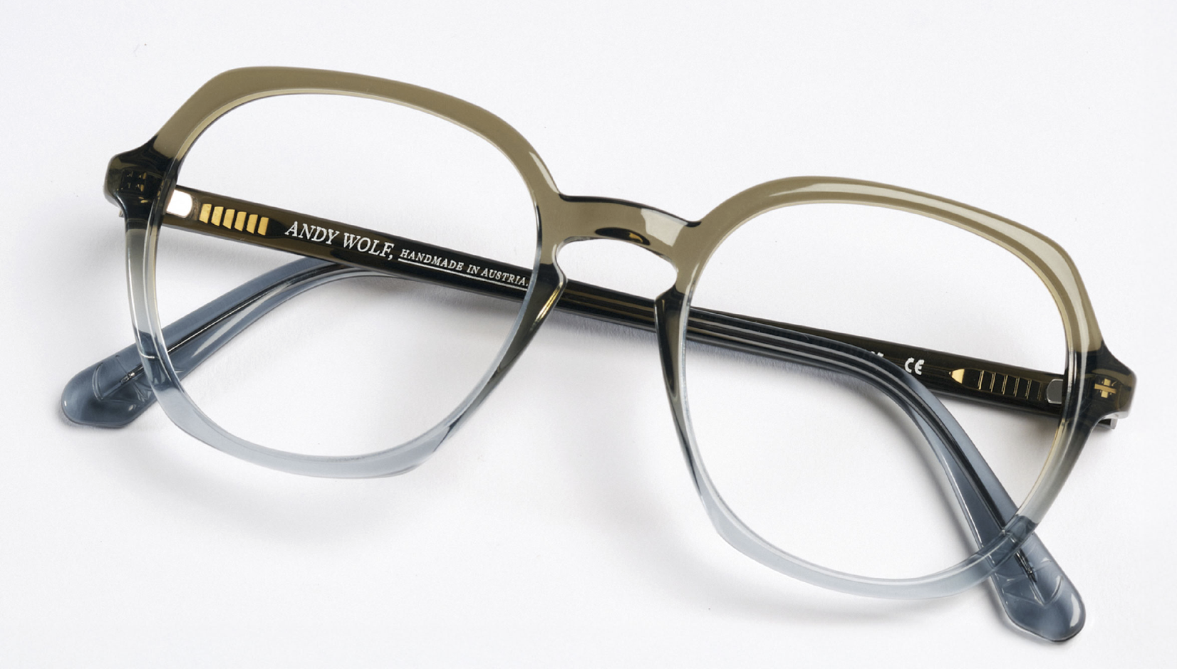 Bunte Brille von Andy Wolf aus der Core Acetate Metal Kollektion